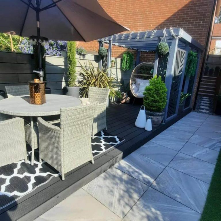 A WOW-factor Newton Abbot garden for entertaining